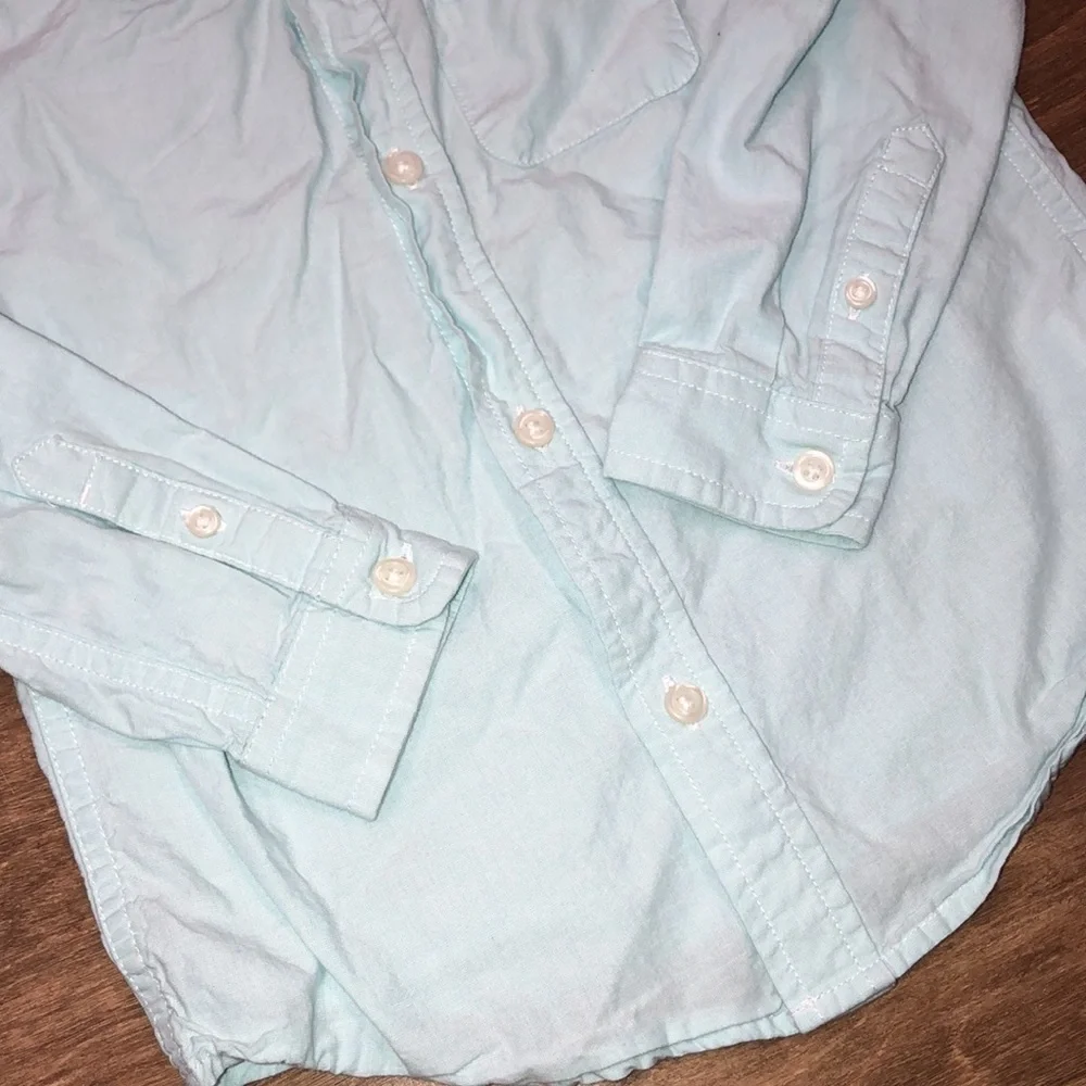 Children’s Place size 4 green button down top